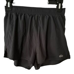 Alo Yoga Alumni Shorts Size Small New without Tags